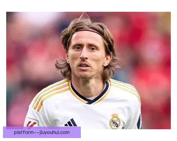 40岁前夕莫德里奇AC米兰意甲首秀送助攻传奇中场再写不老神话